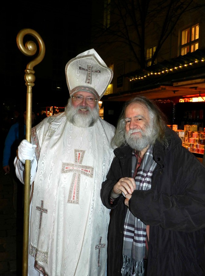 ER-und-sein-Stellvertreter  Spittelberg Dez. 013  Der Vergleich macht Sie sicher.jpg