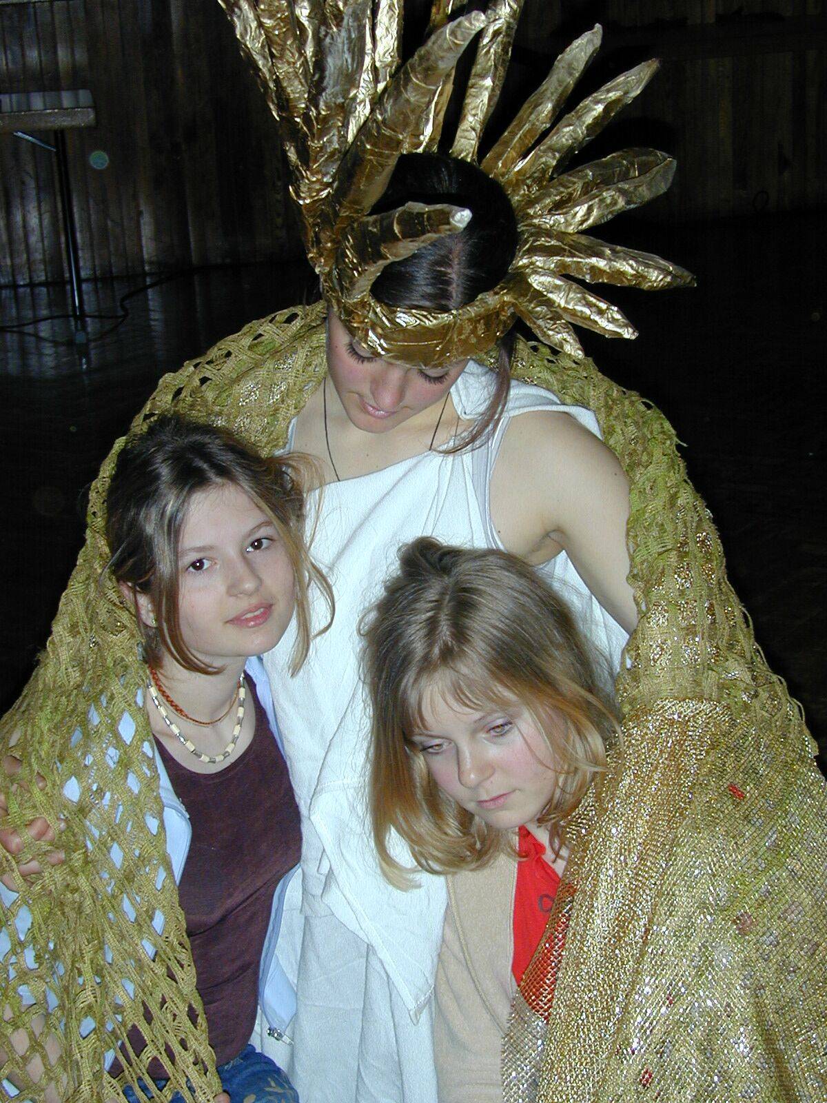 MRG Medea Kinder.jpg