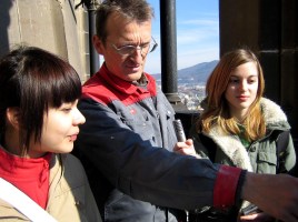 Linz09 Radio FRECH rechts mittlerweile Architektin K. Wöhrer.JPG