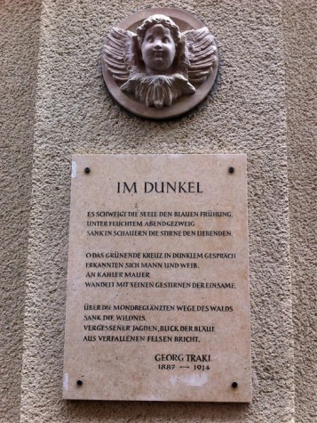 Salzburg-Georg-Trakl-Gedicht.jpg